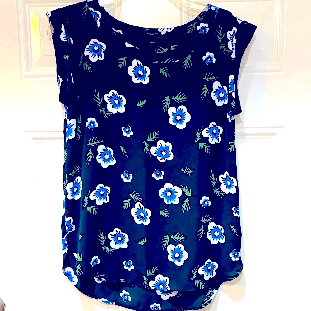 Ann Taylor Black Floral Cap Sleeve Blouse